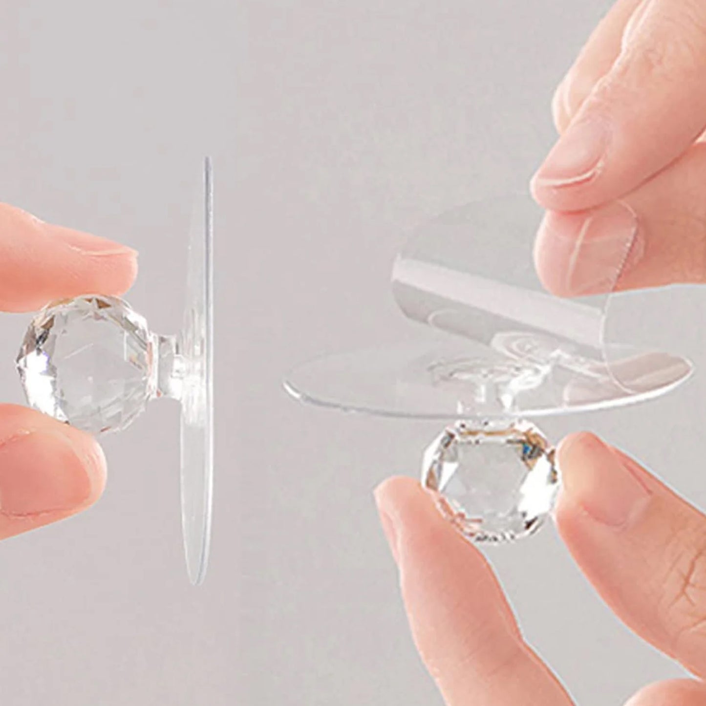 CLEAR CABINET DRAWER KNOBS / DIAMOND CRYSTAL SHAPED PULL HANDLES FOR WARDROBE, KITCHEN, CUPBOARD, DRESSER, FURNITURE, DOOR, WINDOW ETC (Pack of 4)